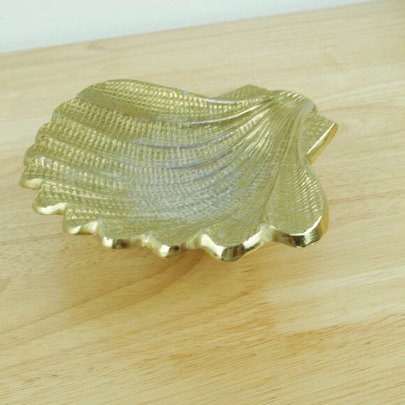 Vintage Shell Ashtray Trinket Dish Gold Tone Aluminum Ihi India Coastal Beach - Picture 6 of 10